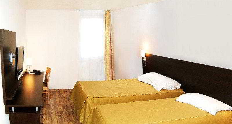 Sejours & Affaires Caen Le Clos Beaumois Екстериор снимка