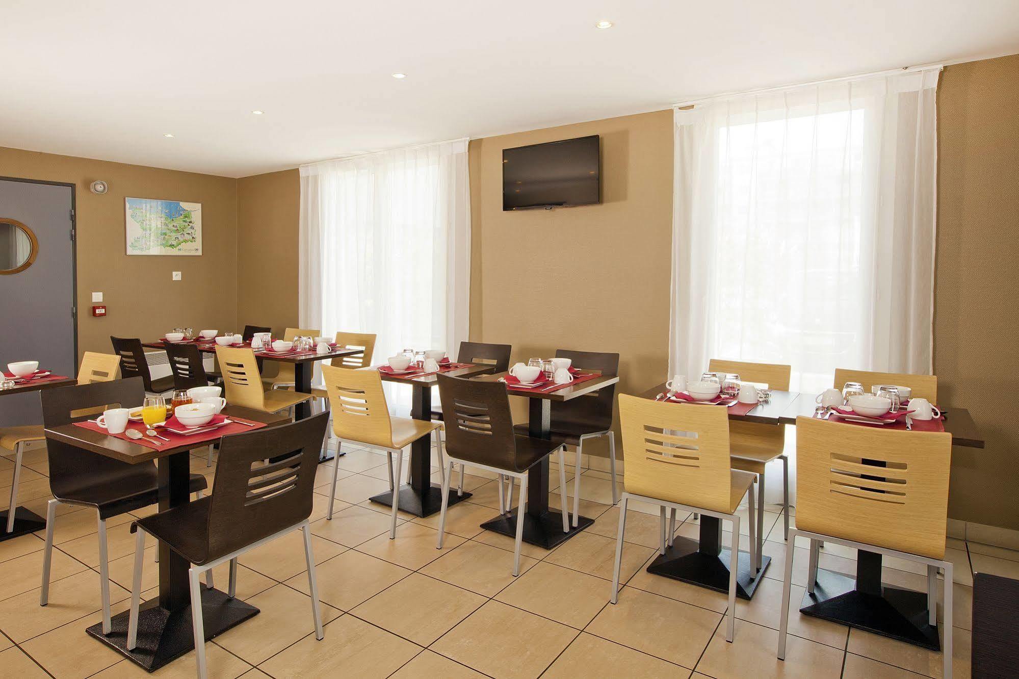 Sejours & Affaires Caen Le Clos Beaumois Екстериор снимка